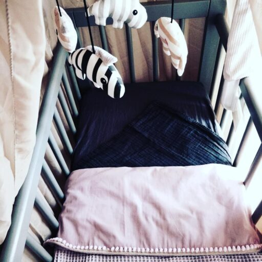 opgemaakte-houten-co-sleeper