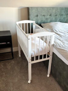 Co sleeper in de slaapkamer