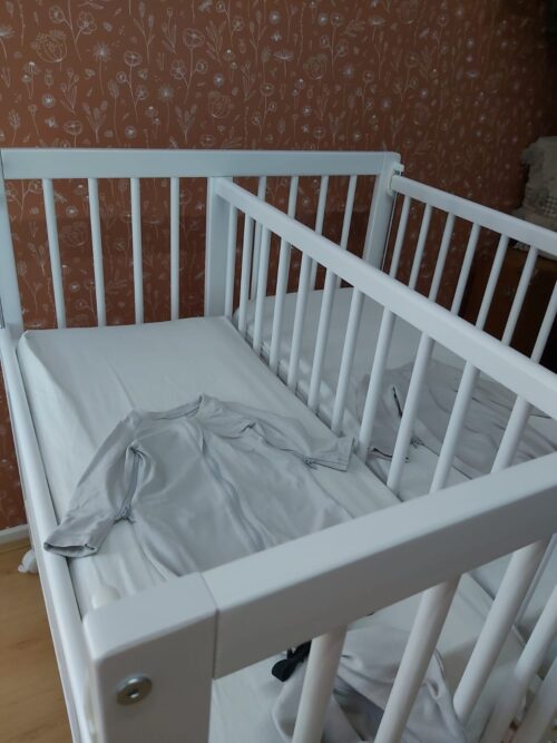 Tweeling-co-sleeper-wieg-huren-7 Co sleeper tweeling