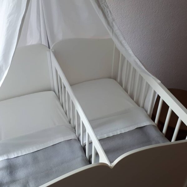 Tweeling-wiegen-huren-Wieg-Huren Tweelingwieg huren met uitneembaar tussenschot. KOOP