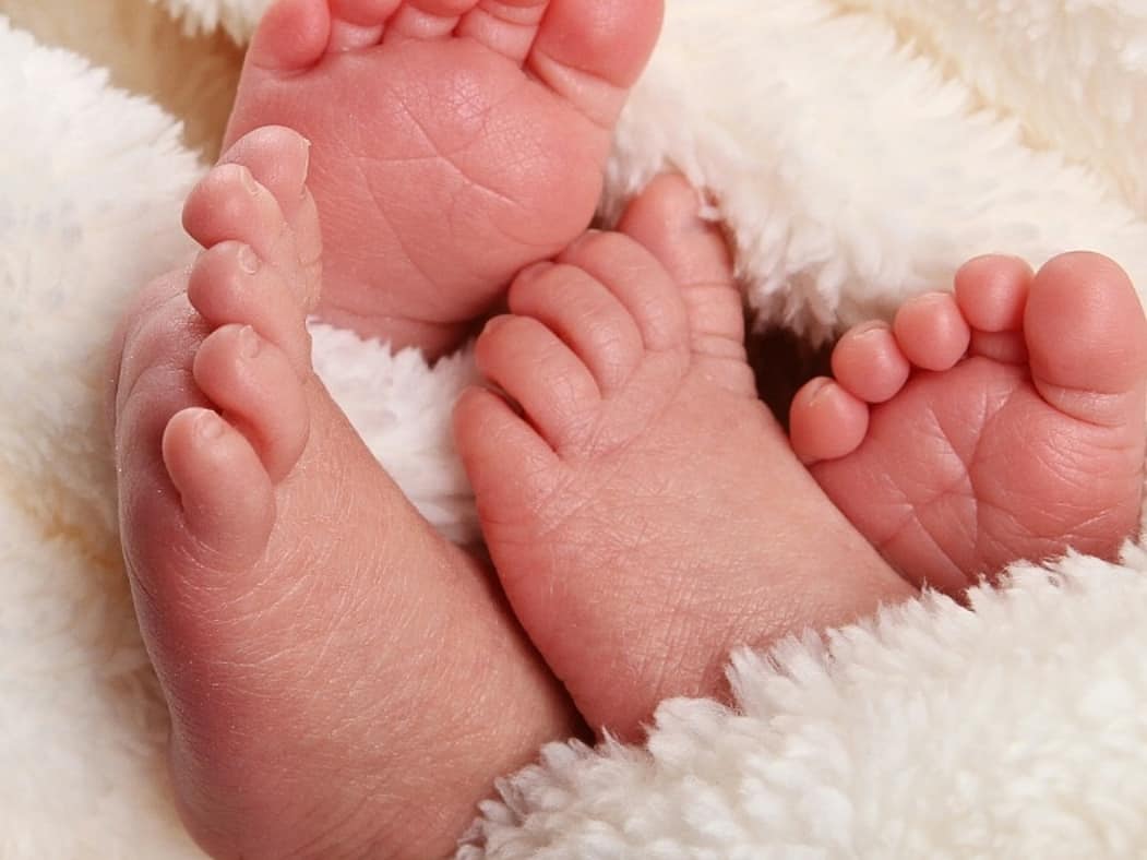voetjes tweeling