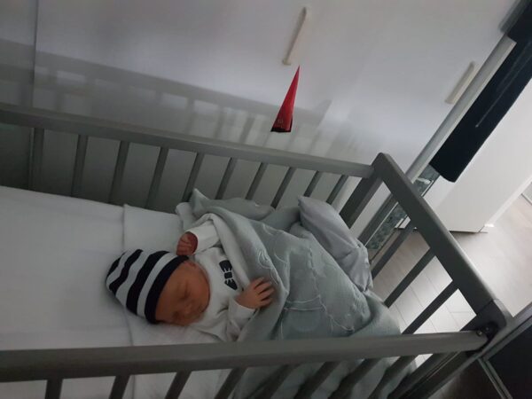 Co sleeper van hout huren + matras én NUNKI laken