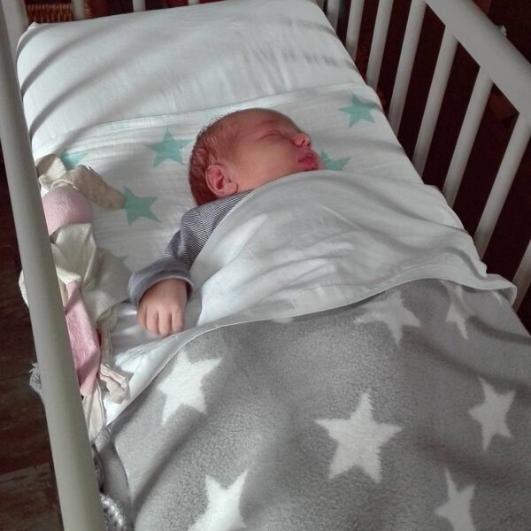 Co sleeper van hout huren + matras én NUNKI laken