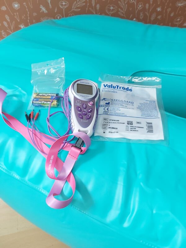 Elle-Tens-huren-met-baarkruk-CUB-huren-2 Bevallingsbad + baarkruk CUB + Elle TENS samen €261,-