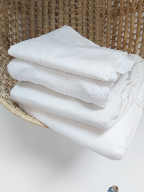 IMG-20230416-WA0003 Set bedlinnen huren €15.90