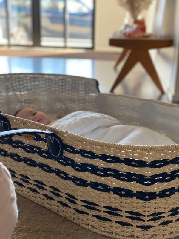 MBANT_MOOD_1 Moses mand naturel-zwart met matras Childhome huren