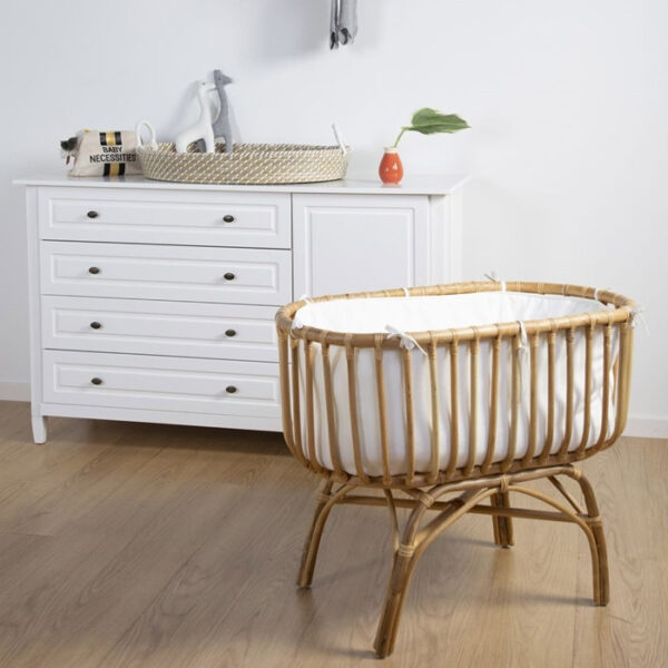 Rotan wieg Childhome met matras.