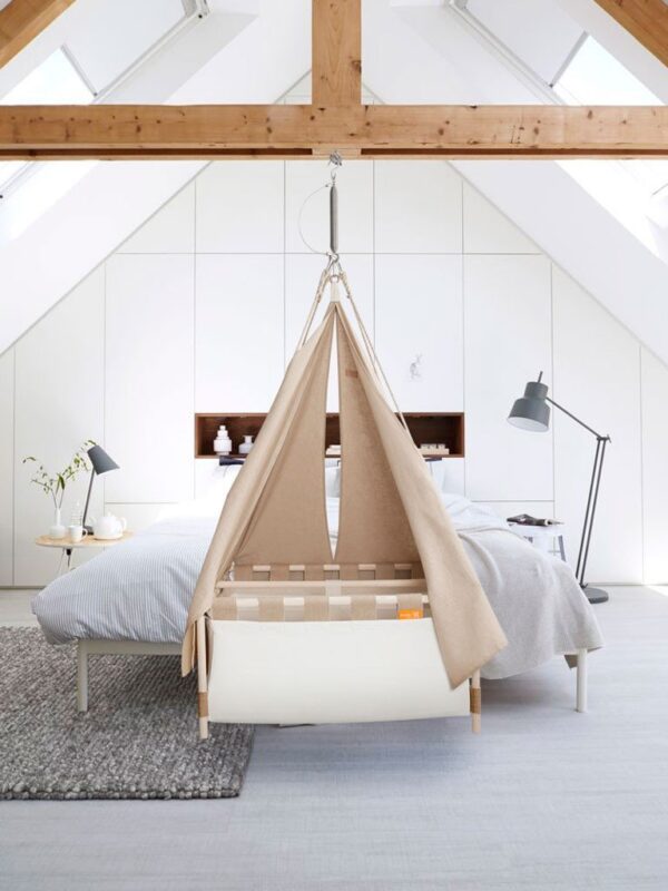 Tweelingwieg Hussh cradles huren met standaard.