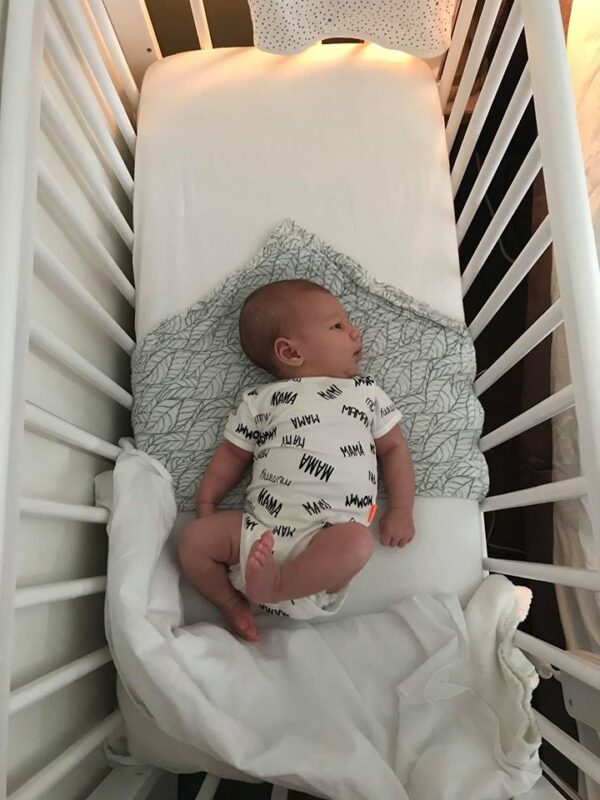 Tweeling houten co sleeper huren met NUNKI lakens