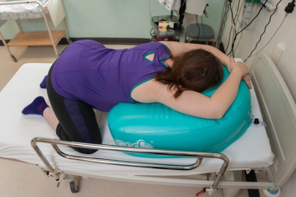 cub-op-bed-ziekenhuis Cub huren voor 6 weken €58,-