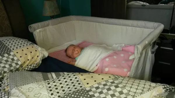 Pagina voor verloskundige/ kraamzorg. Gratis co sleeper